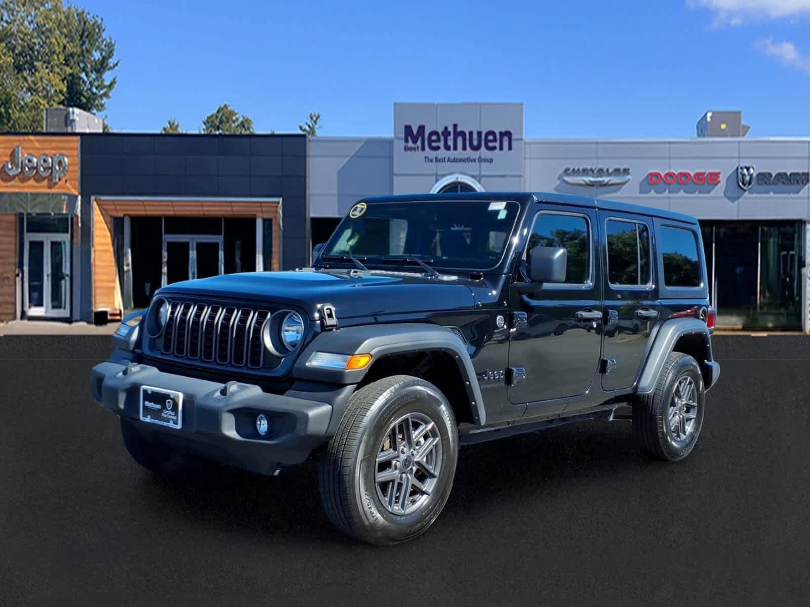 Used 2024 Jeep Wrangler Unlimited Sport AWD/4WD image 9