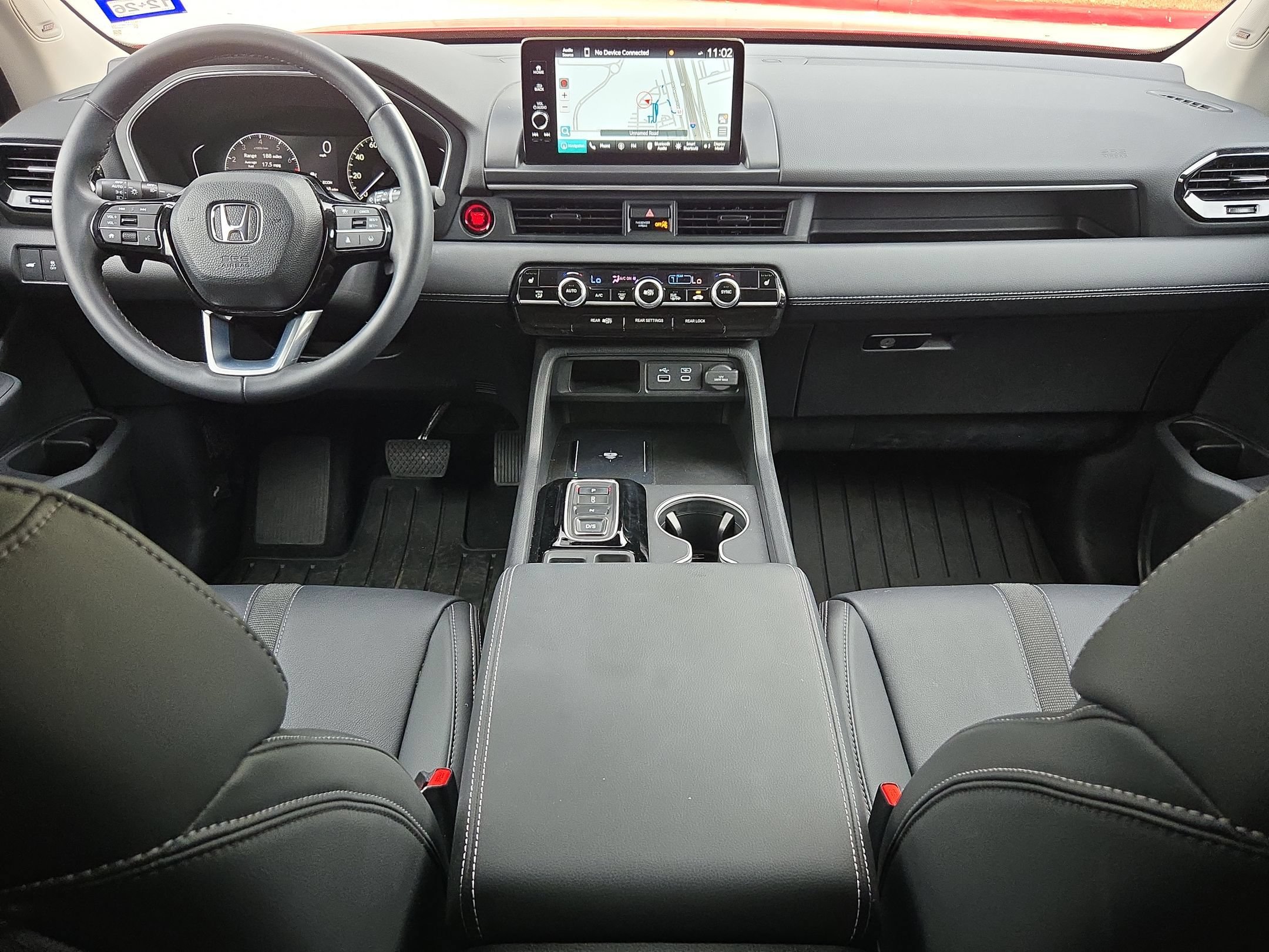 Certified 2024 Honda Pilot Touring image 16