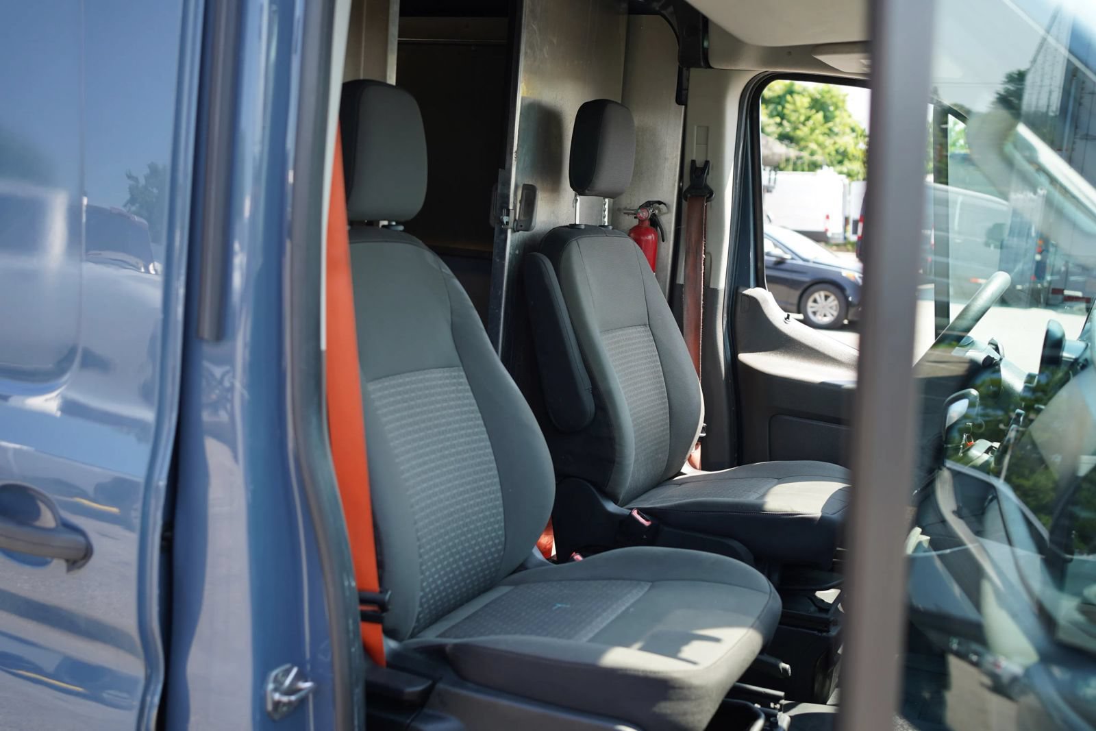 Used 2020 Ford Transit 250 148 High Roof Extended RWD image 17