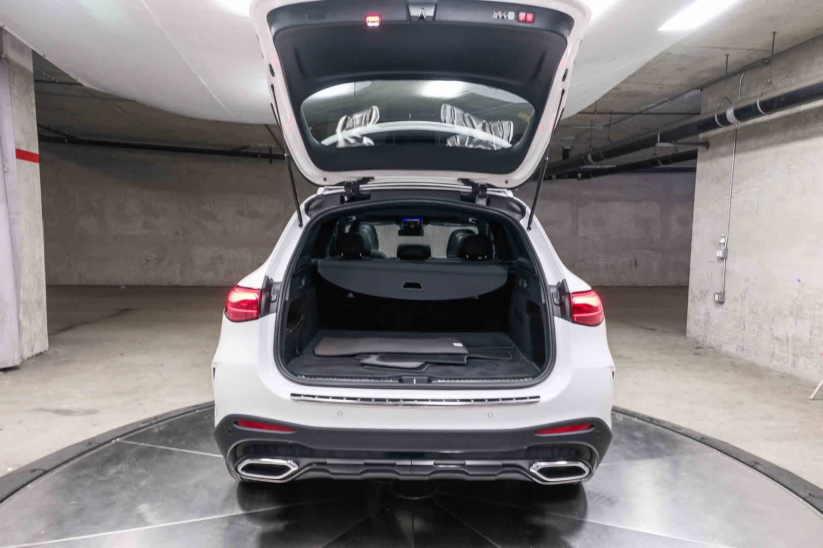 Certified 2026 Mercedes-Benz GLC 300 image 30
