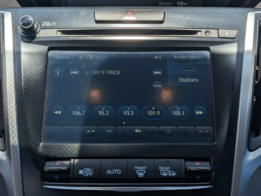 Used 2018 Acura TLX FWD image 7
