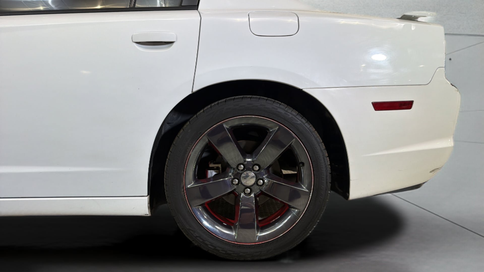 Used 2014 Dodge Charger SXT Plus RWD image 37