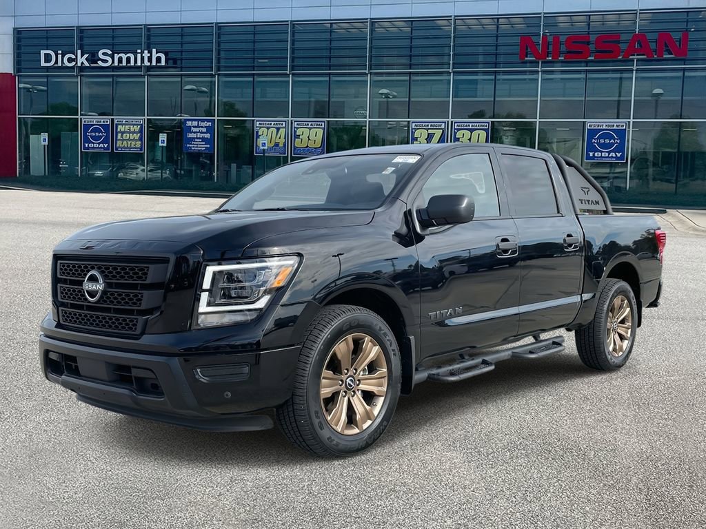 Used 2024 Nissan Titan SV w/ SV Bronze Edition Package image 3