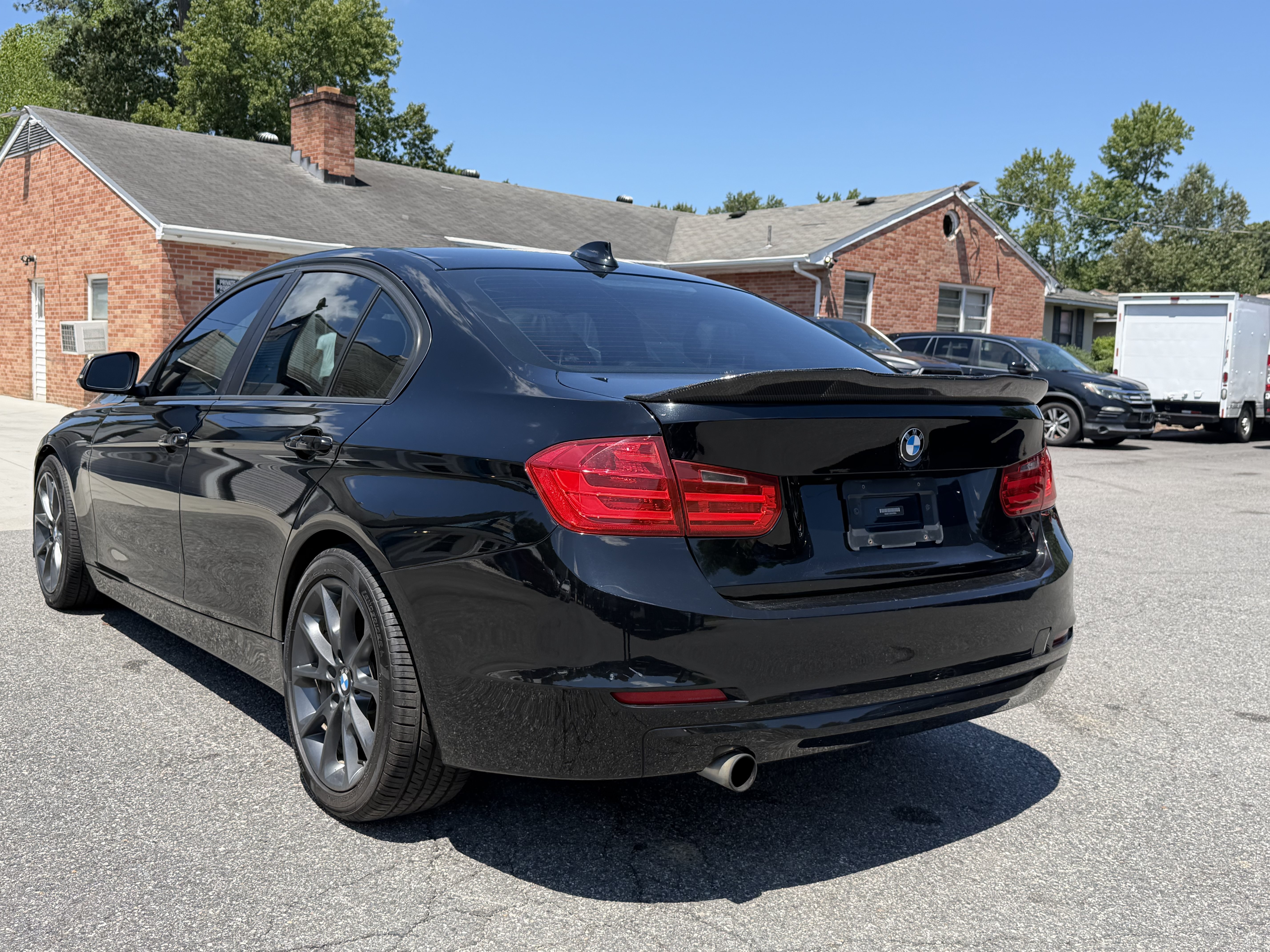 Used 2014 BMW 320i Sedan RWD image 8