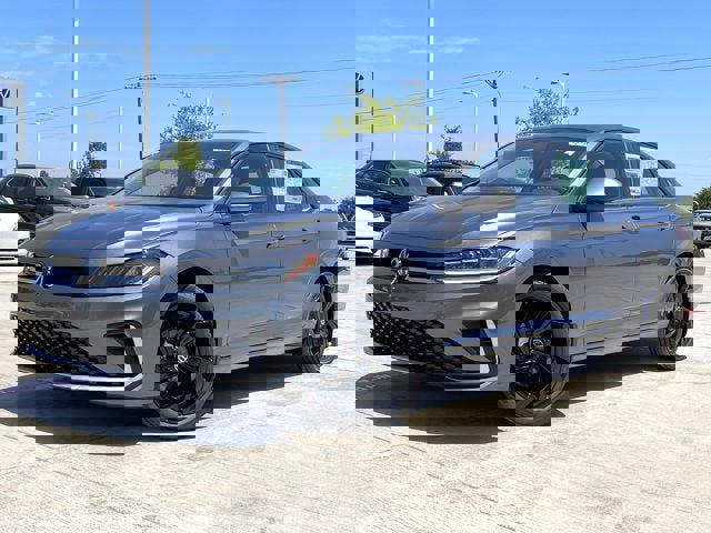 New 2025 Volkswagen Jetta SE image 1