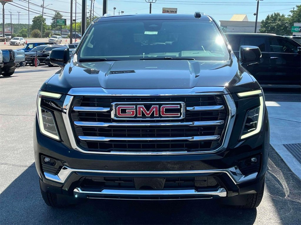 New 2025 GMC Yukon XL Elevation image 8