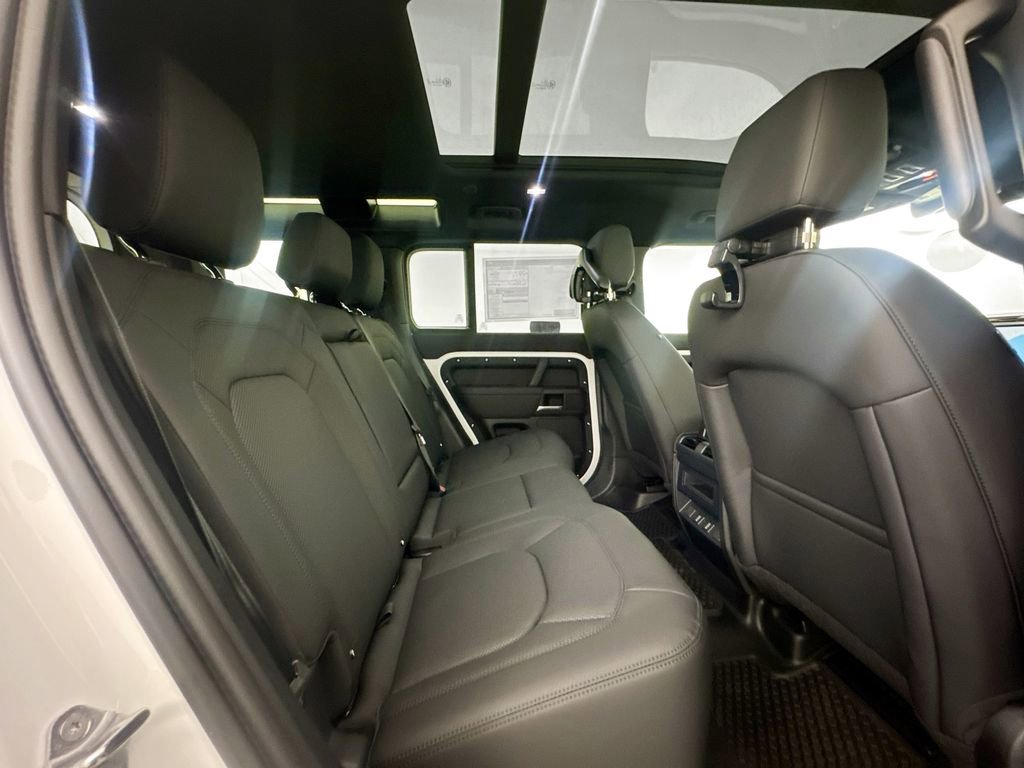 New 2026 Land Rover Defender 110 S AWD/4WD image 27