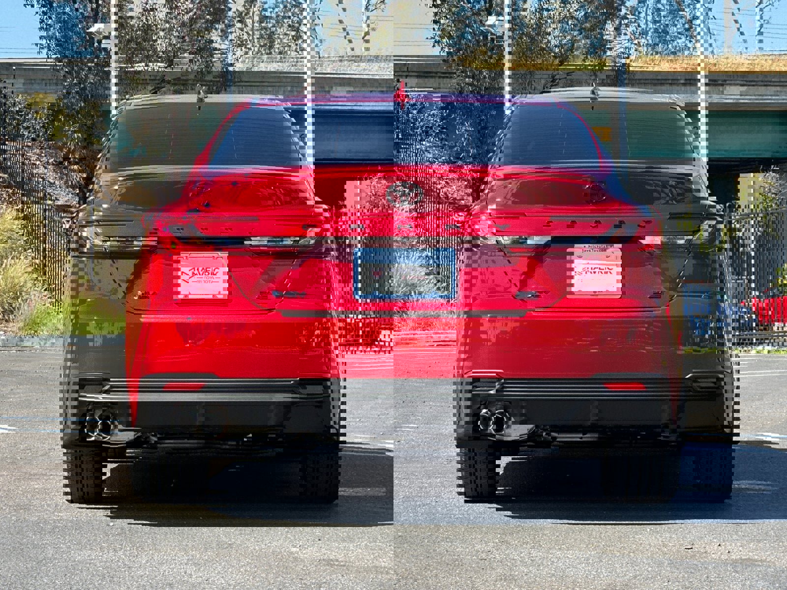 New 2026 Toyota Camry SE image 4