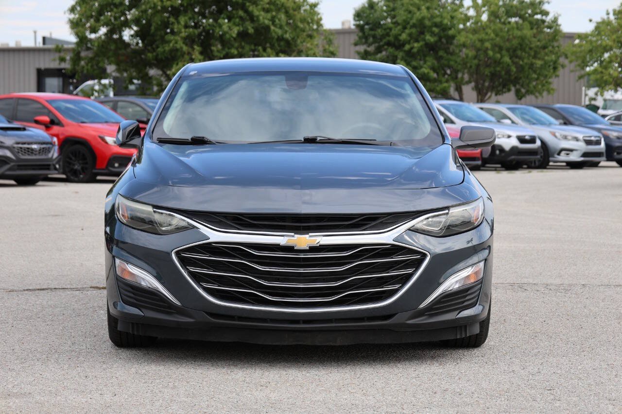 Used 2020 Chevrolet Malibu LS FWD image 2