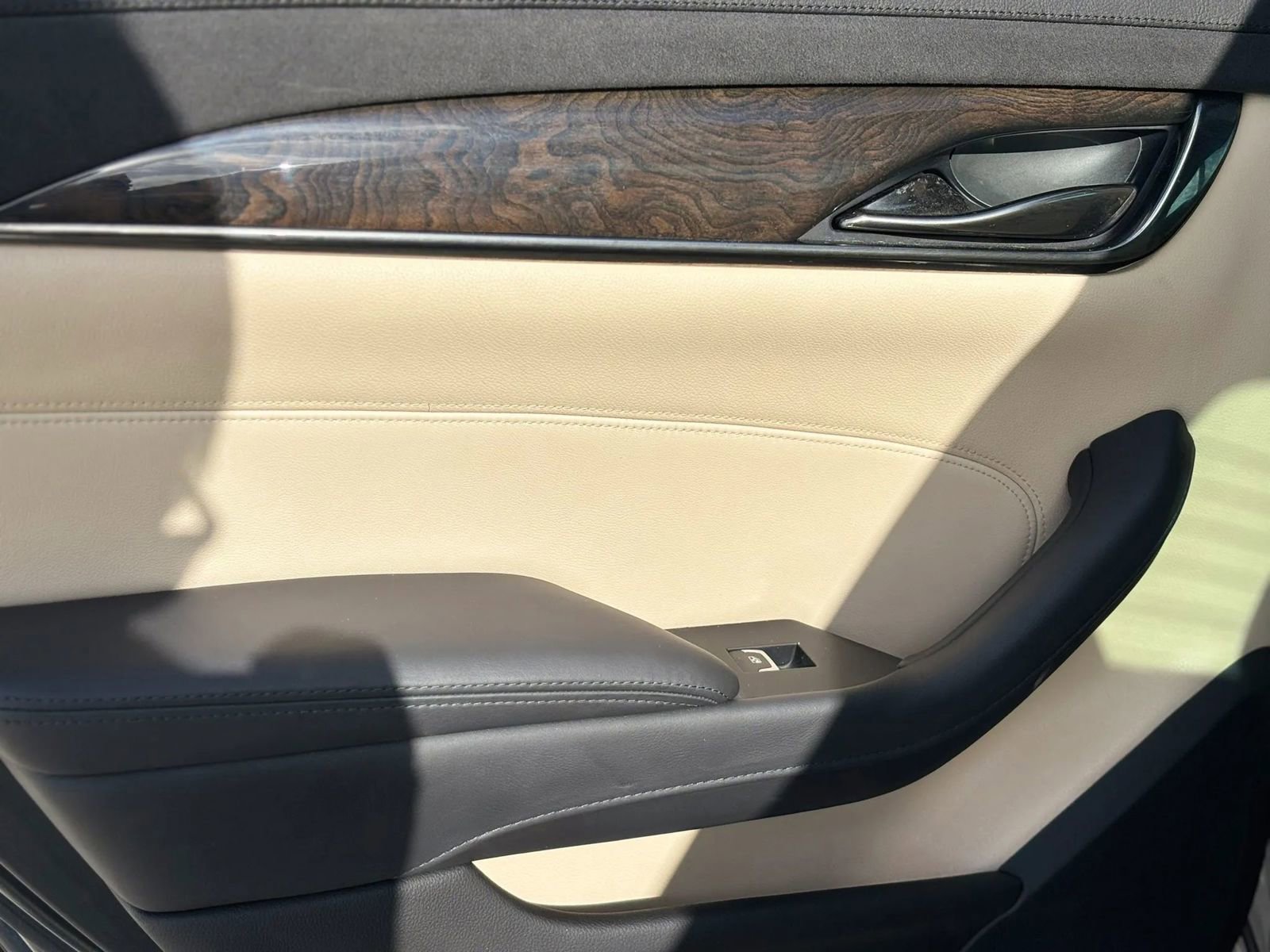 Used 2017 Cadillac CTS Luxury RWD image 34