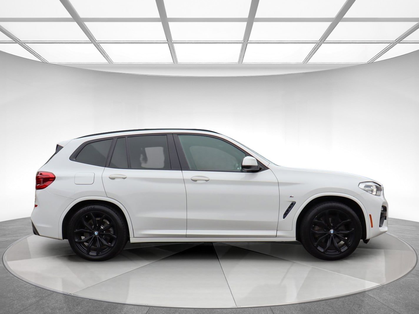 Used 2019 BMW X3 xDrive30i w/ M Sport Package 2 AWD/4WD image 4
