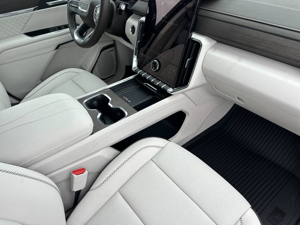New 2026 GMC Acadia Denali w/ Super Cruise Package image 16