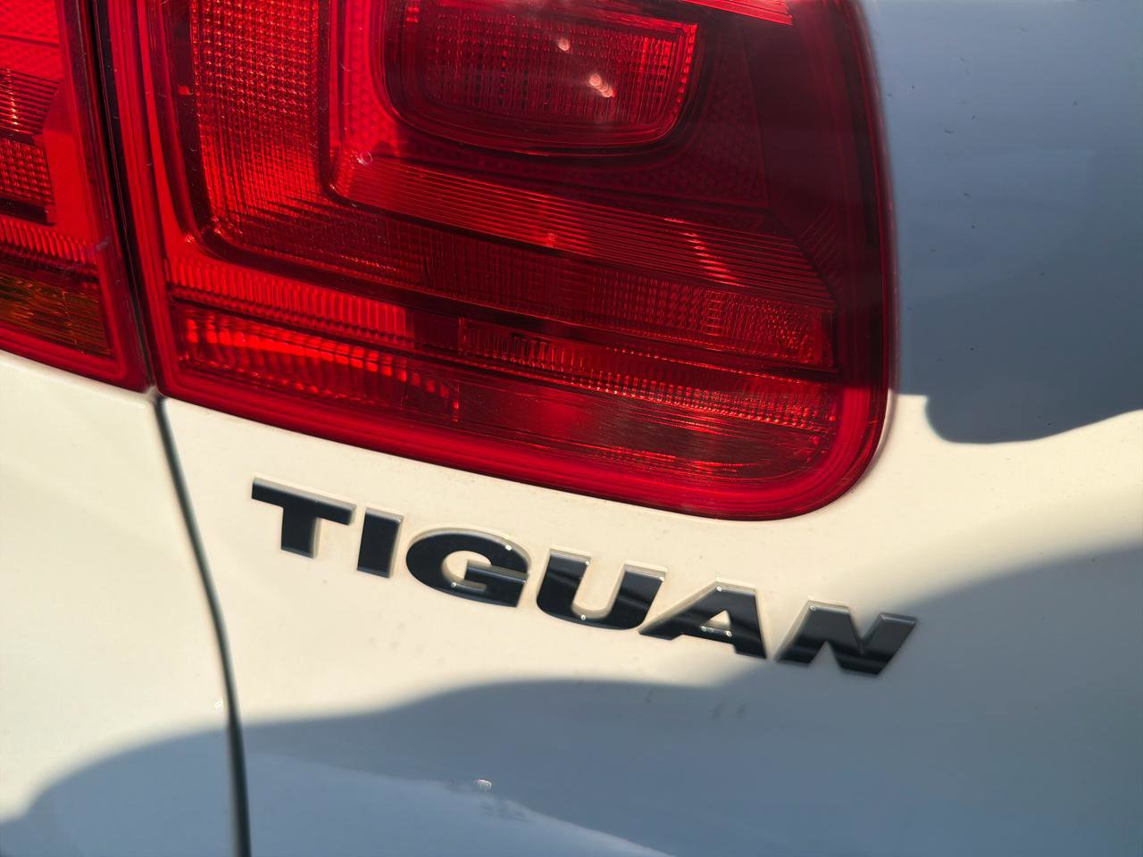 Used 2017 Volkswagen Tiguan Wolfsburg Edition AWD/4WD image 9