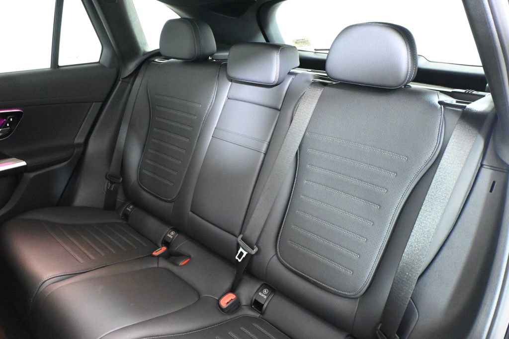 Certified 2026 Mercedes-Benz GLC 300 4MATIC image 4