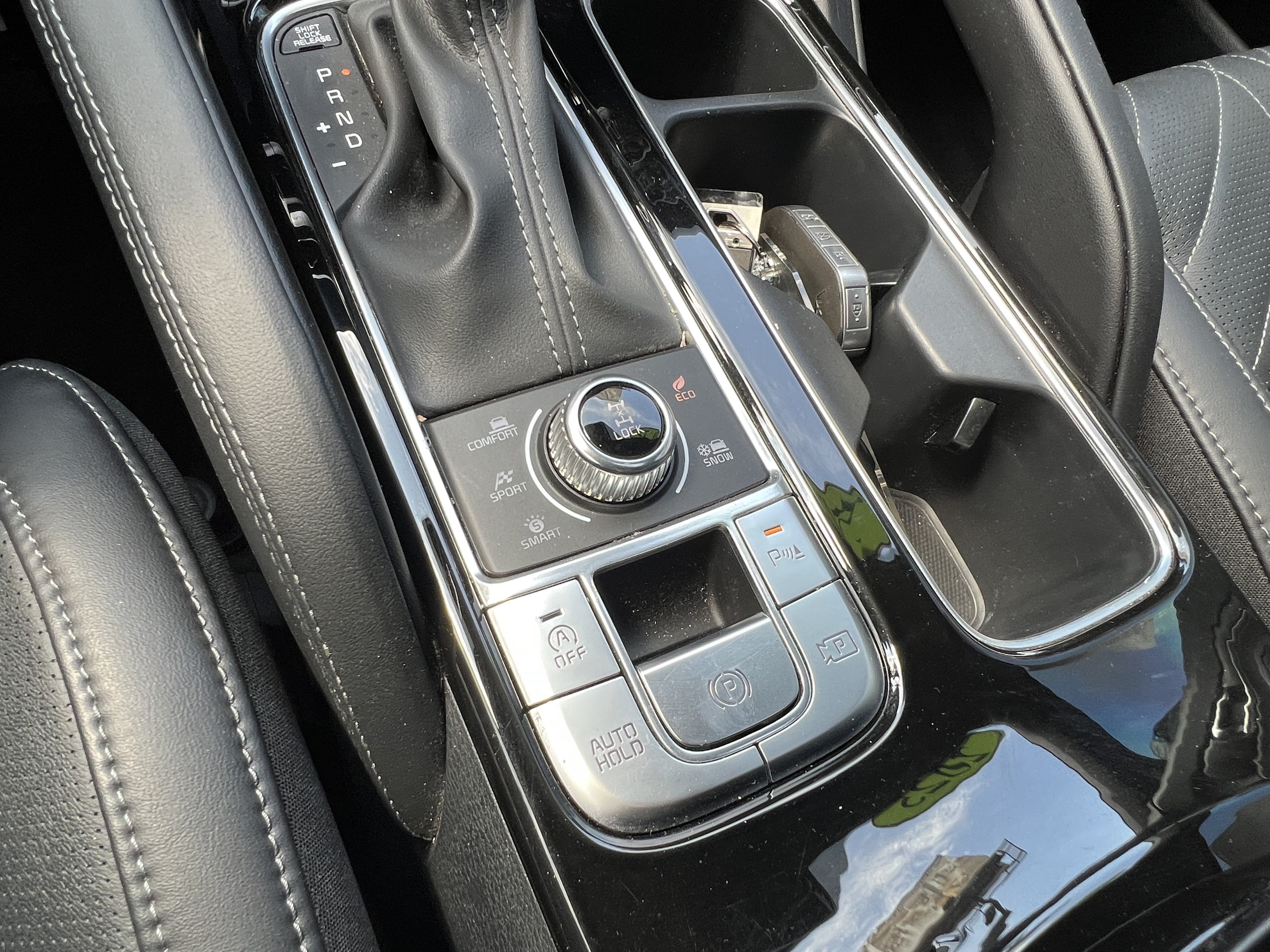 Certified 2025 Kia Telluride SX Prestige X-Line AWD/4WD image 34