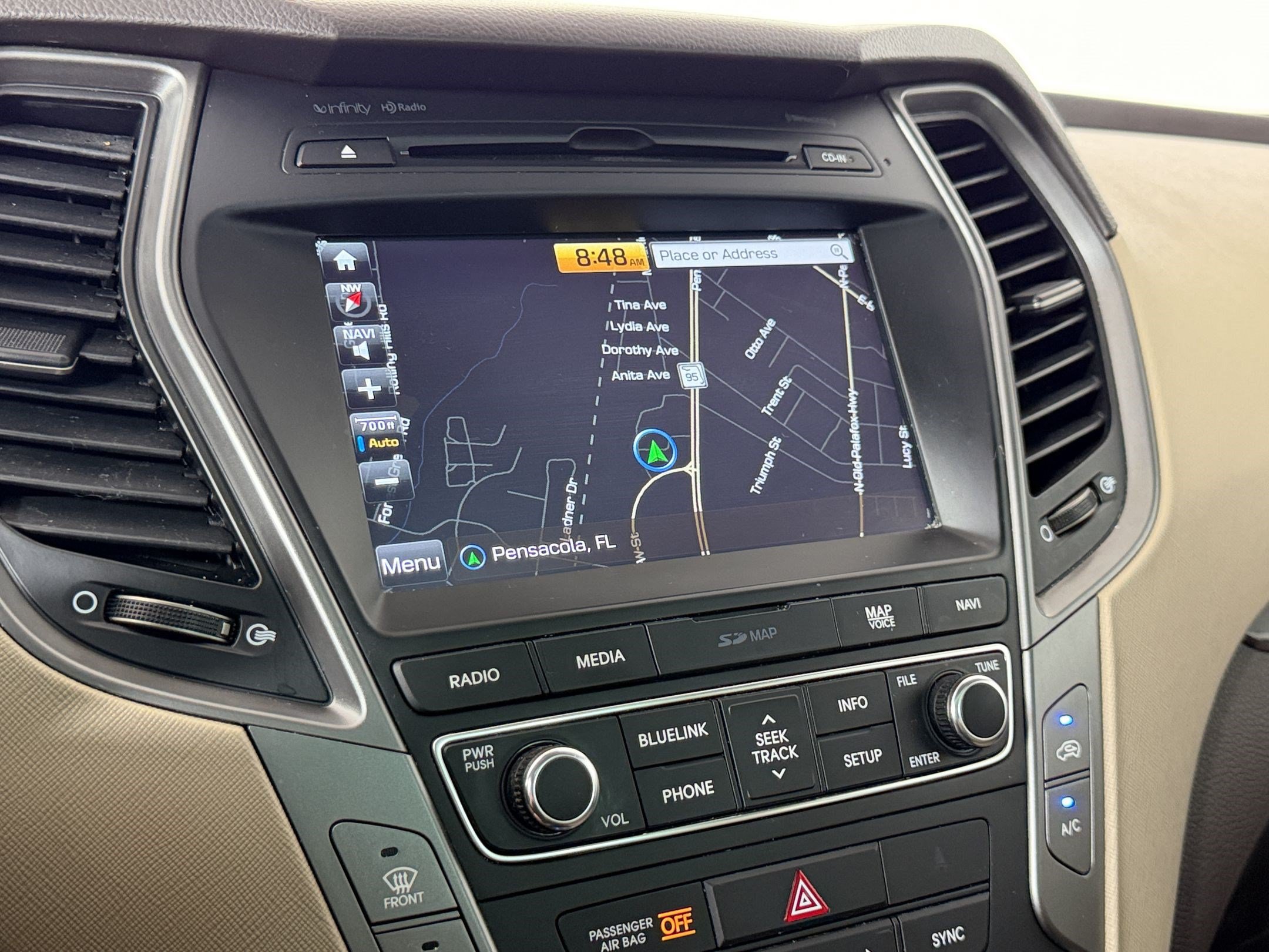 Used 2017 Hyundai Santa Fe Sport w/ 2.4L Tech Package 04 FWD image 18