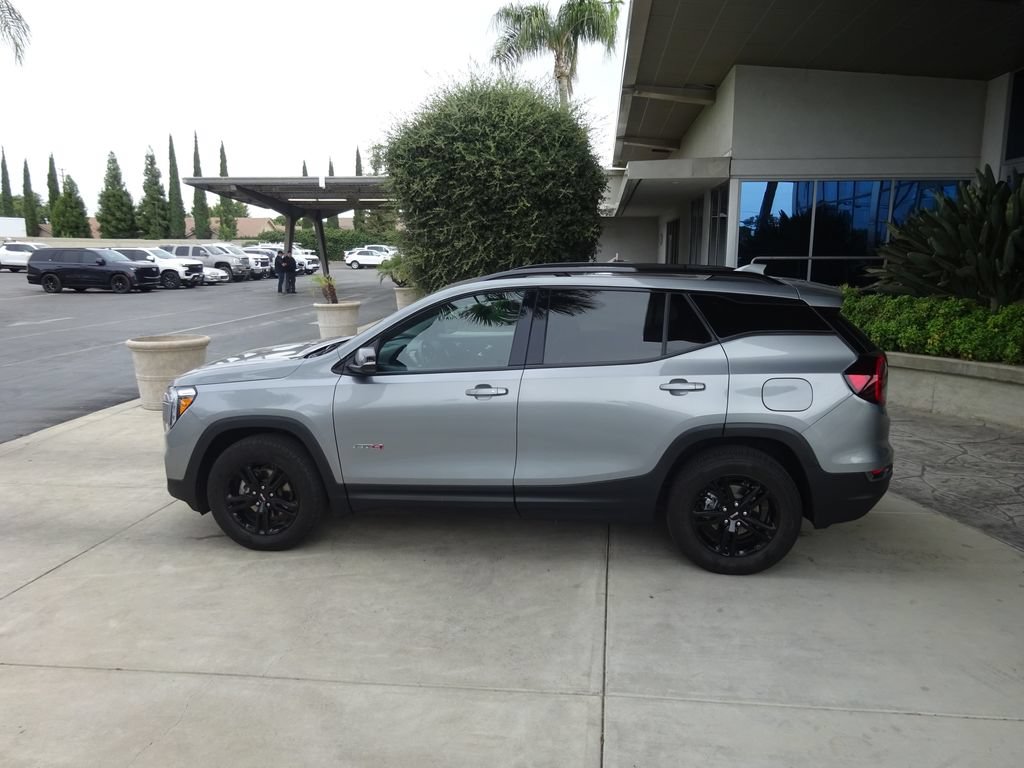 Certified 2023 GMC Terrain AT4 w/ Infotainment Package II AWD/4WD image 5