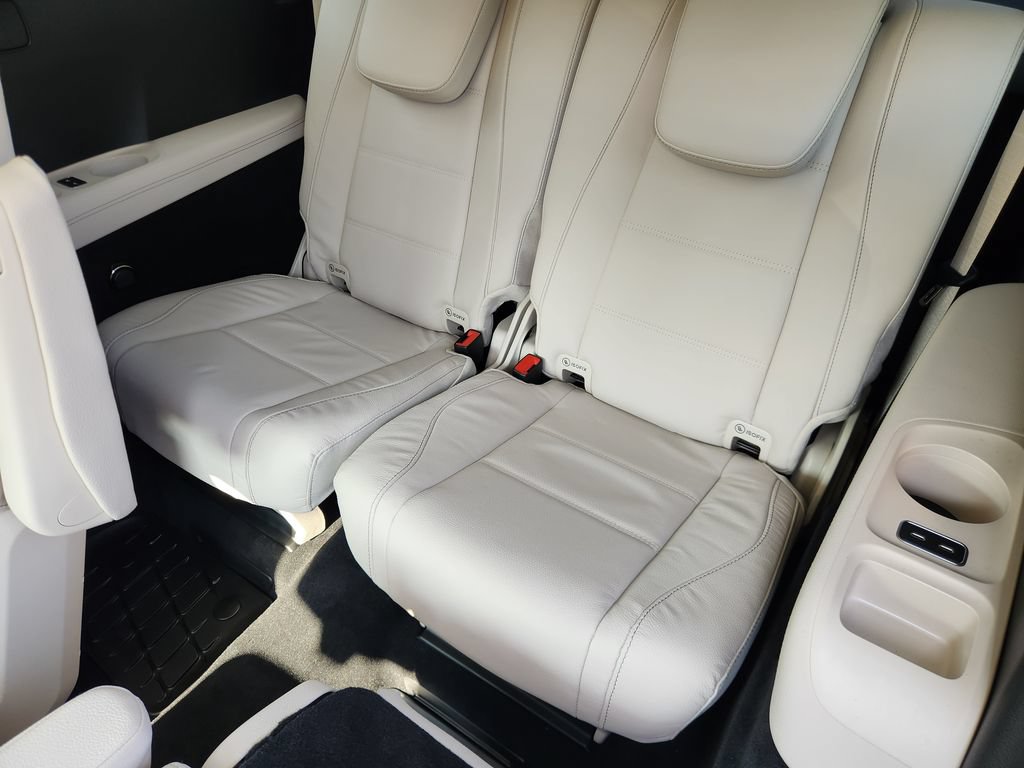 New 2026 Mercedes-Benz GLS 580 4MATIC image 13