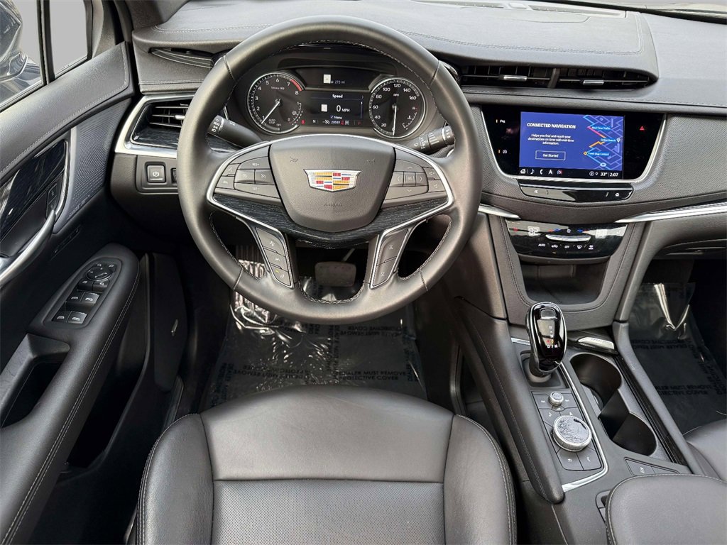 Used 2025 Cadillac XT5 Premium Luxury image 4