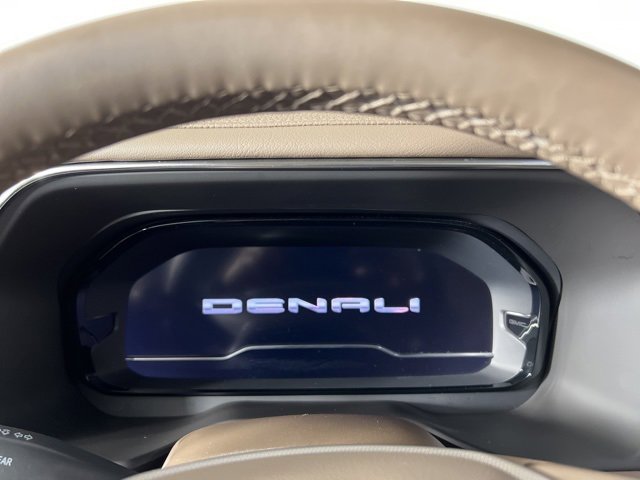 Used 2024 GMC Yukon Denali image 24