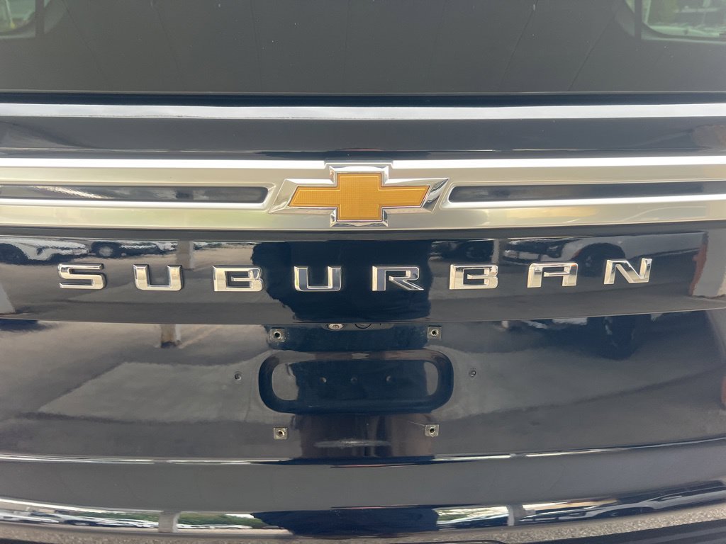 Used 2021 Chevrolet Suburban High Country AWD/4WD image 36