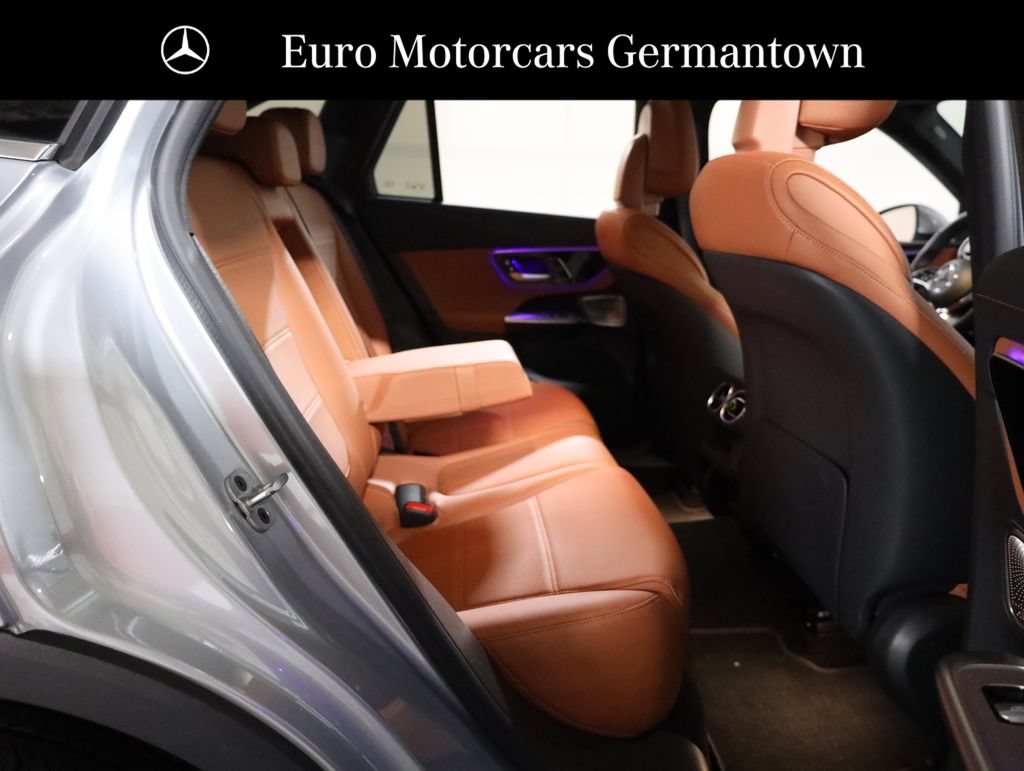 Used 2024 Mercedes-Benz GLC 300 4MATIC image 64