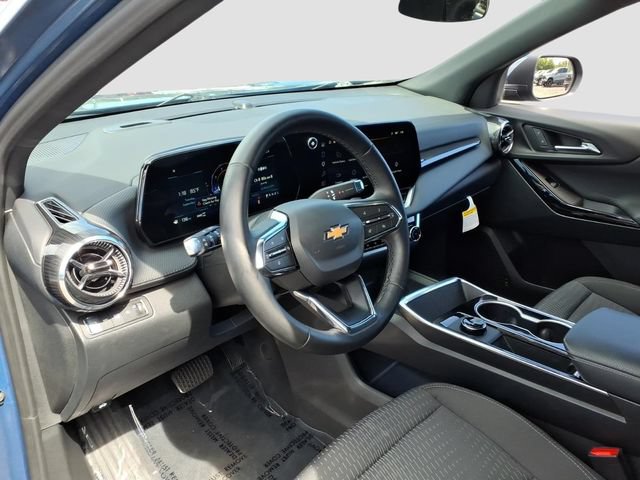 Used 2026 Chevrolet Equinox LT AWD/4WD image 10