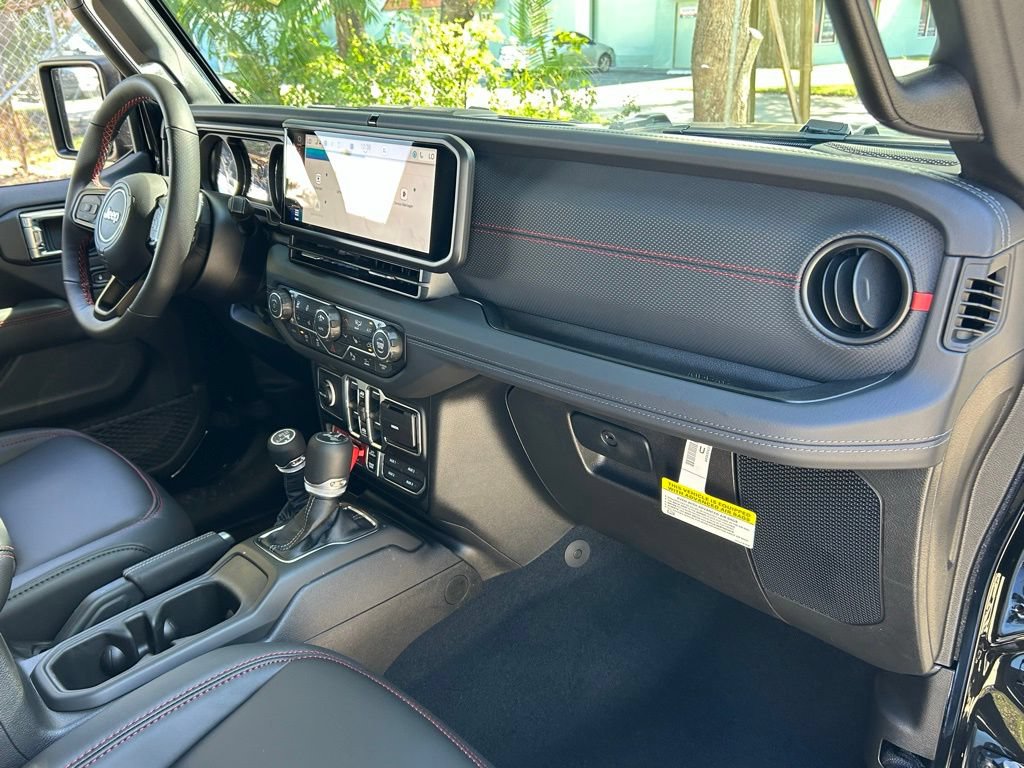 New 2026 Jeep Wrangler Unlimited Rubicon 392 w/ Quick Order Package 27X Moab AWD/4WD image 35