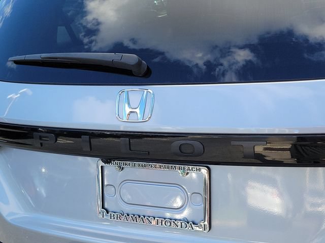 Certified 2025 Honda Pilot EX-L image 8