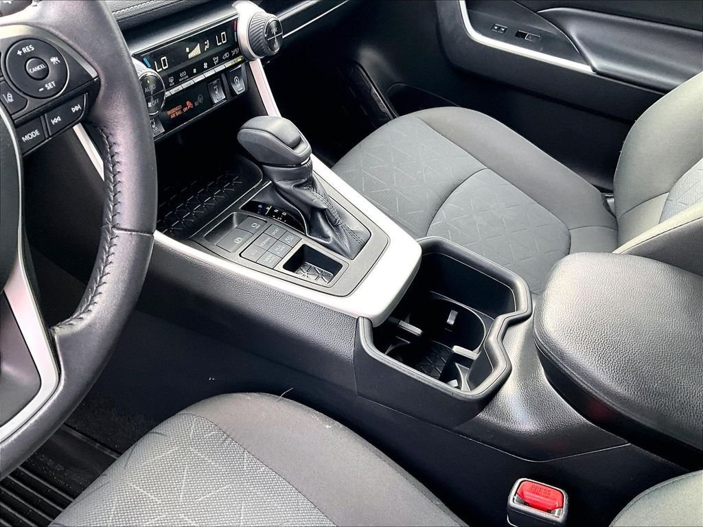 Used 2022 Toyota RAV4 XLE w/ Convenience Package AWD/4WD image 20