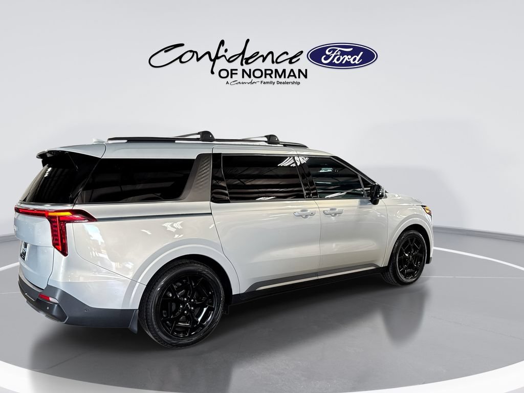 Used 2025 Kia Carnival SX Prestige FWD image 9
