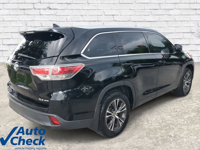 Used 2016 Toyota Highlander XLE AWD/4WD image 4