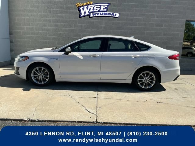 Used 2019 Ford Fusion SE FWD image 8