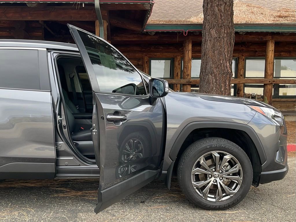 Used 2024 Toyota RAV4 XLE Premium image 49