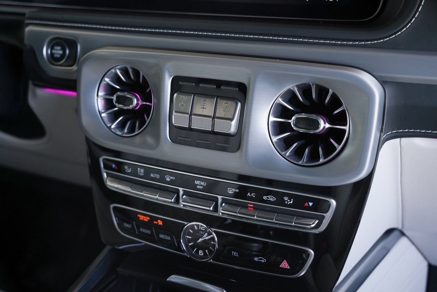 Used 2022 Mercedes-Benz G 63 AMG Squared image 38