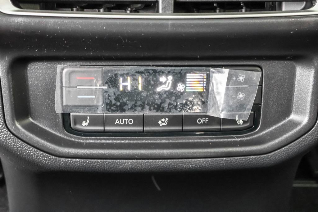 New 2026 Volkswagen Atlas SEL image 38