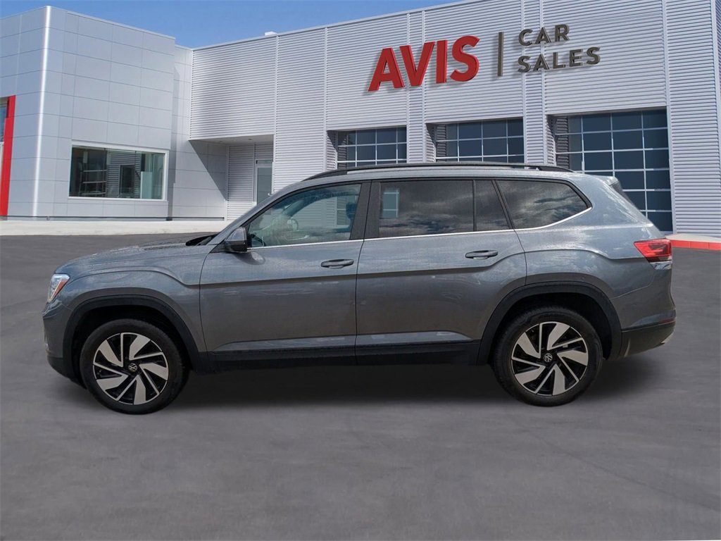 Used 2025 Volkswagen Atlas SE image 10