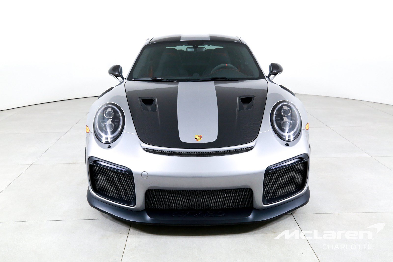 Used 2018 Porsche 911 GT2 RS w/ Weissach Package RWD image 4