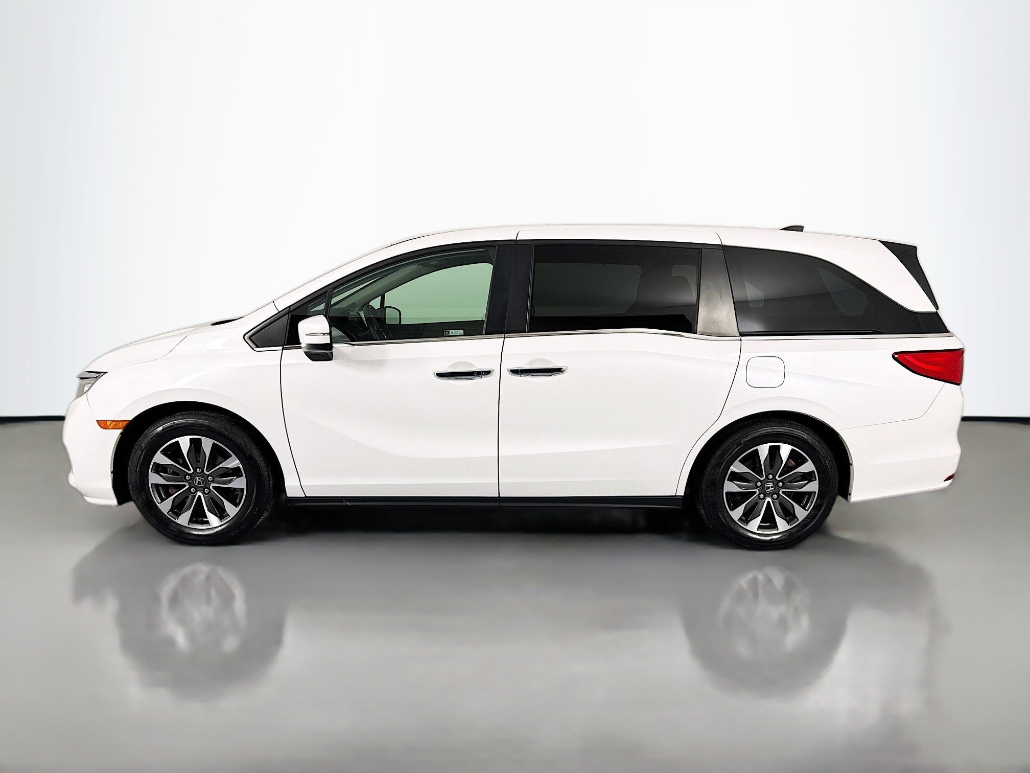 Certified 2023 Honda Odyssey EX-L image 8