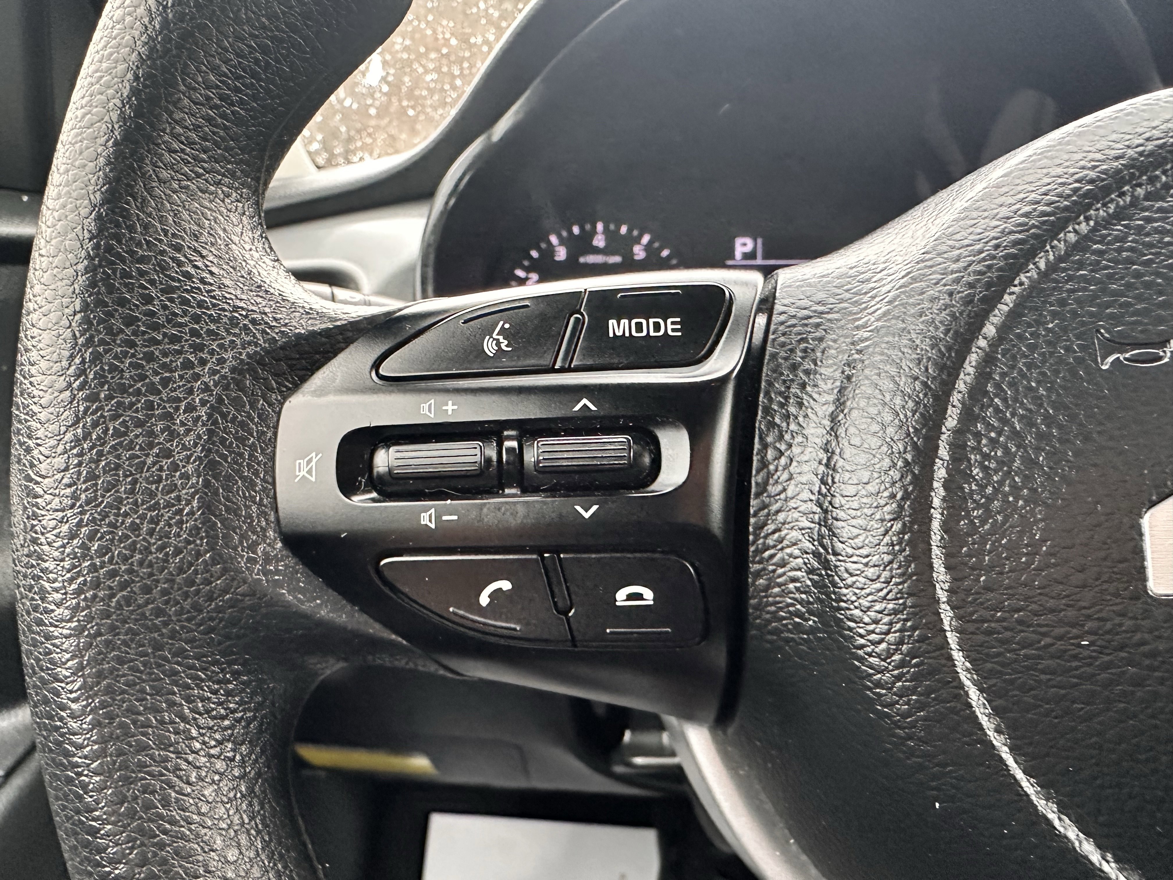 Used 2022 Kia Rio S image 8