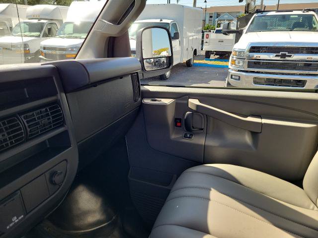 New 2025 Chevrolet Express 3500 w/ Power Convenience Package RWD image 20