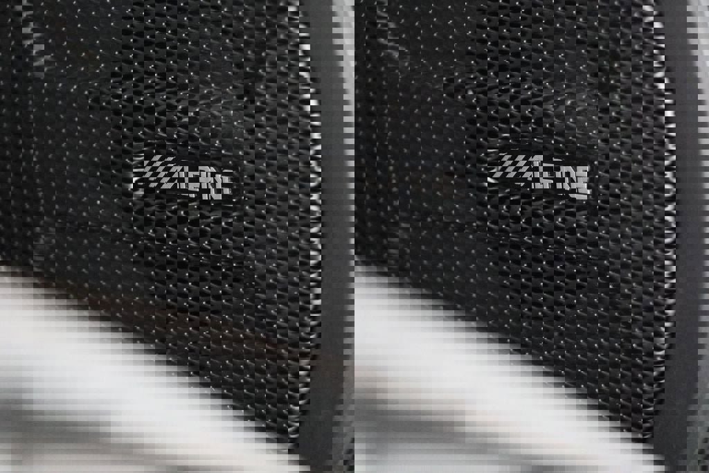 Used 2024 Jeep Wrangler Sahara w/ Technology Group image 32