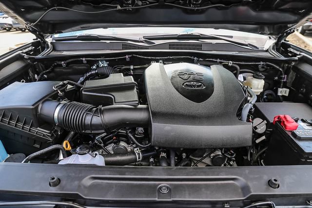 Used 2022 Toyota Tacoma SR AWD/4WD image 30