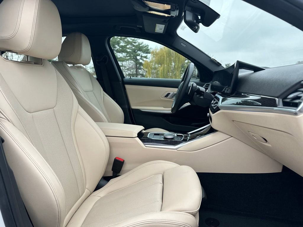 Certified 2023 BMW 330i xDrive Sedan w/ Premium Package image 28