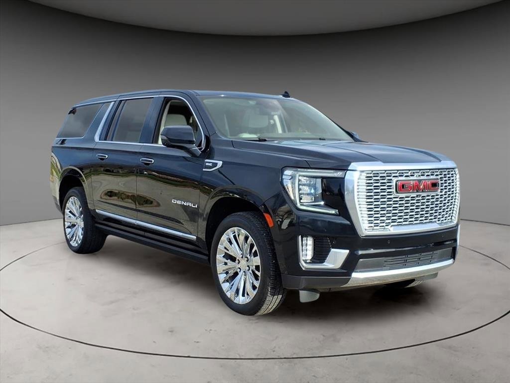 Used 2022 GMC Yukon XL Denali image 14