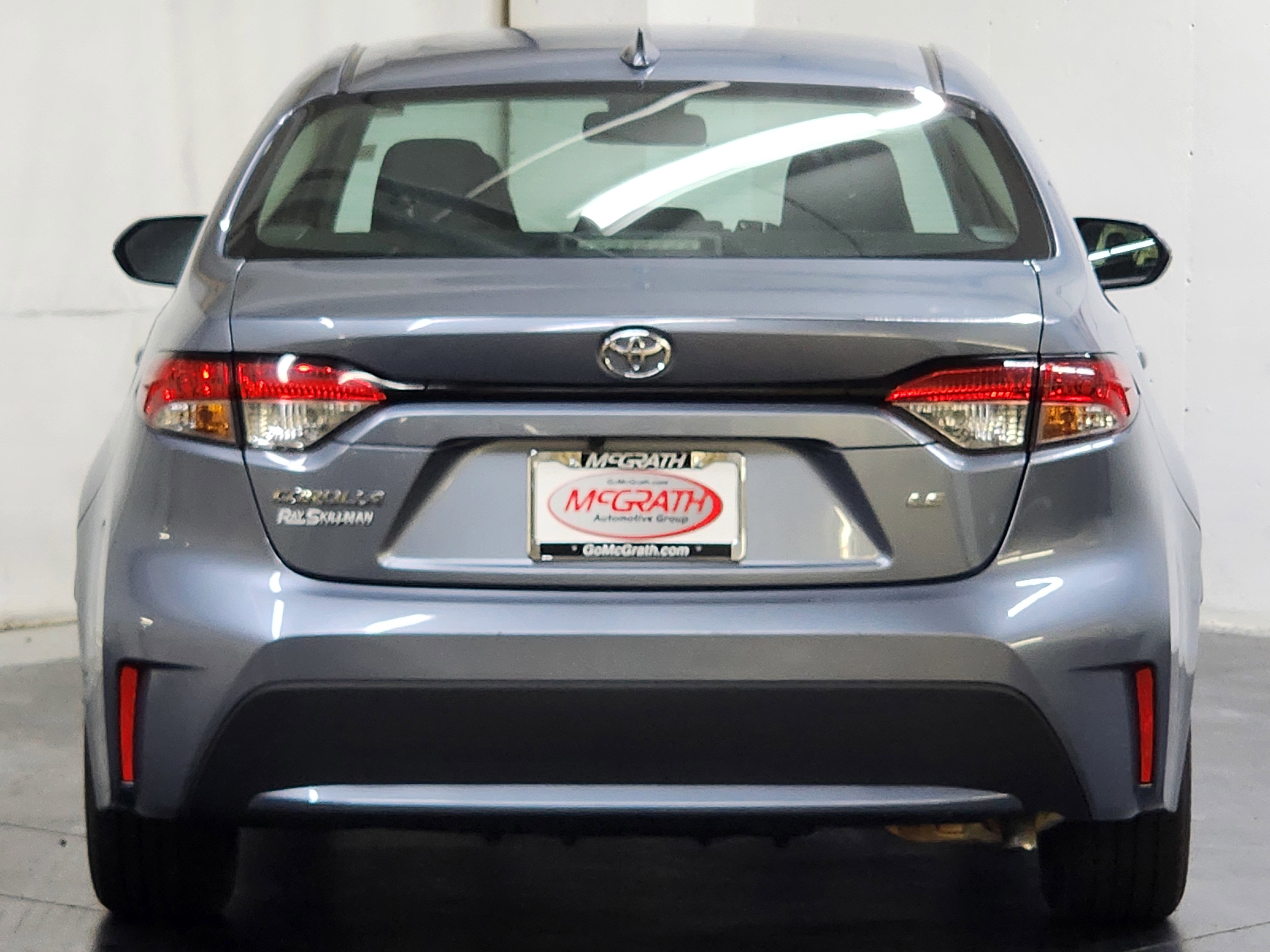 Used 2022 Toyota Corolla LE image 6