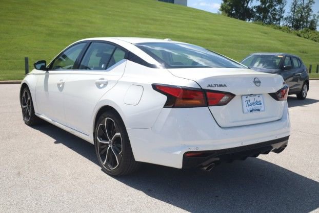 Used 2025 Nissan Altima 2.5 SR FWD image 4