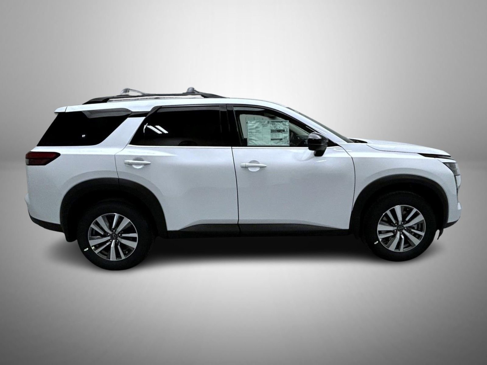 New 2026 Nissan Pathfinder SL image 4