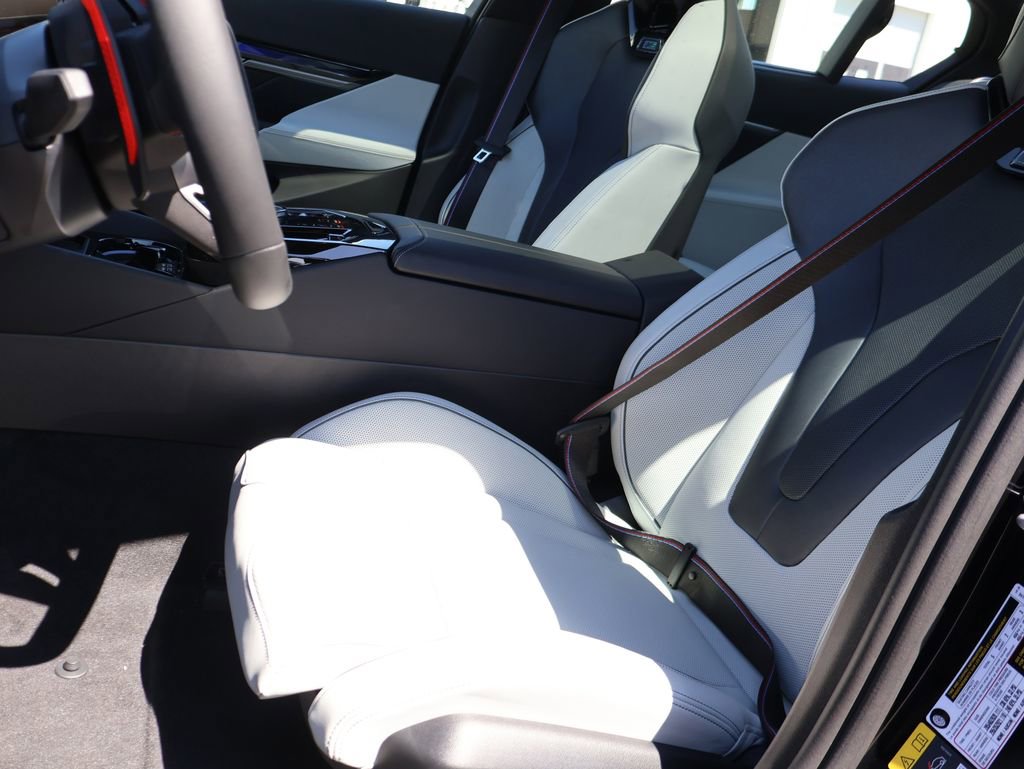 New 2026 BMW M5 w/ Executive Package image 43