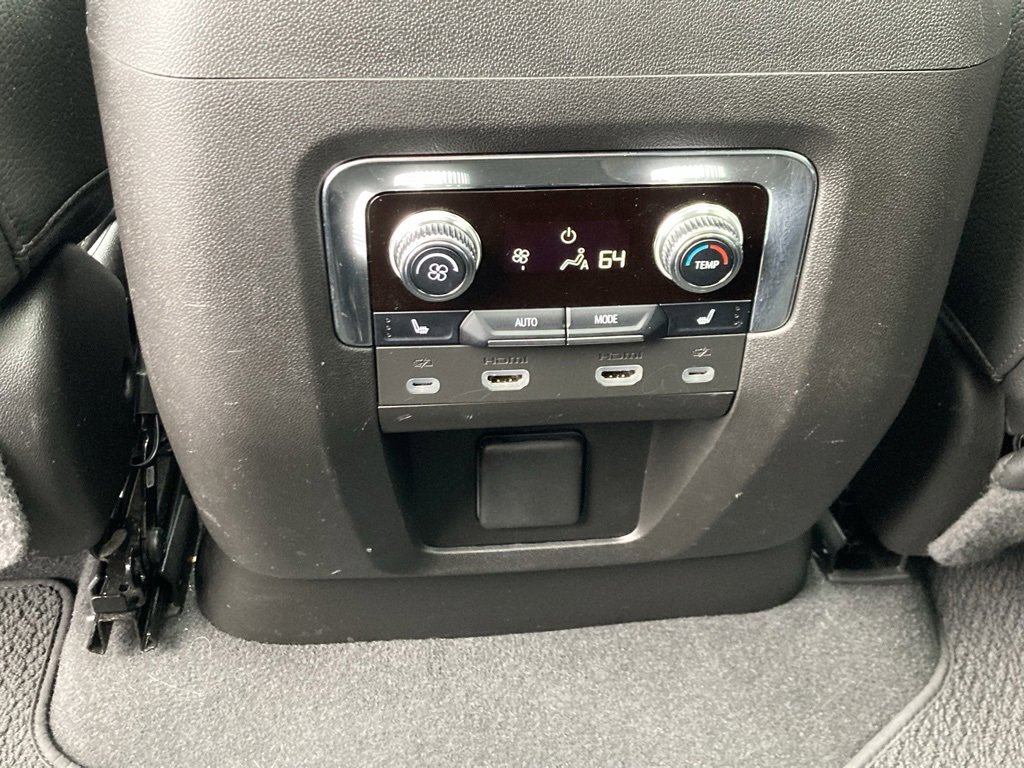 Used 2023 GMC Yukon Denali image 23